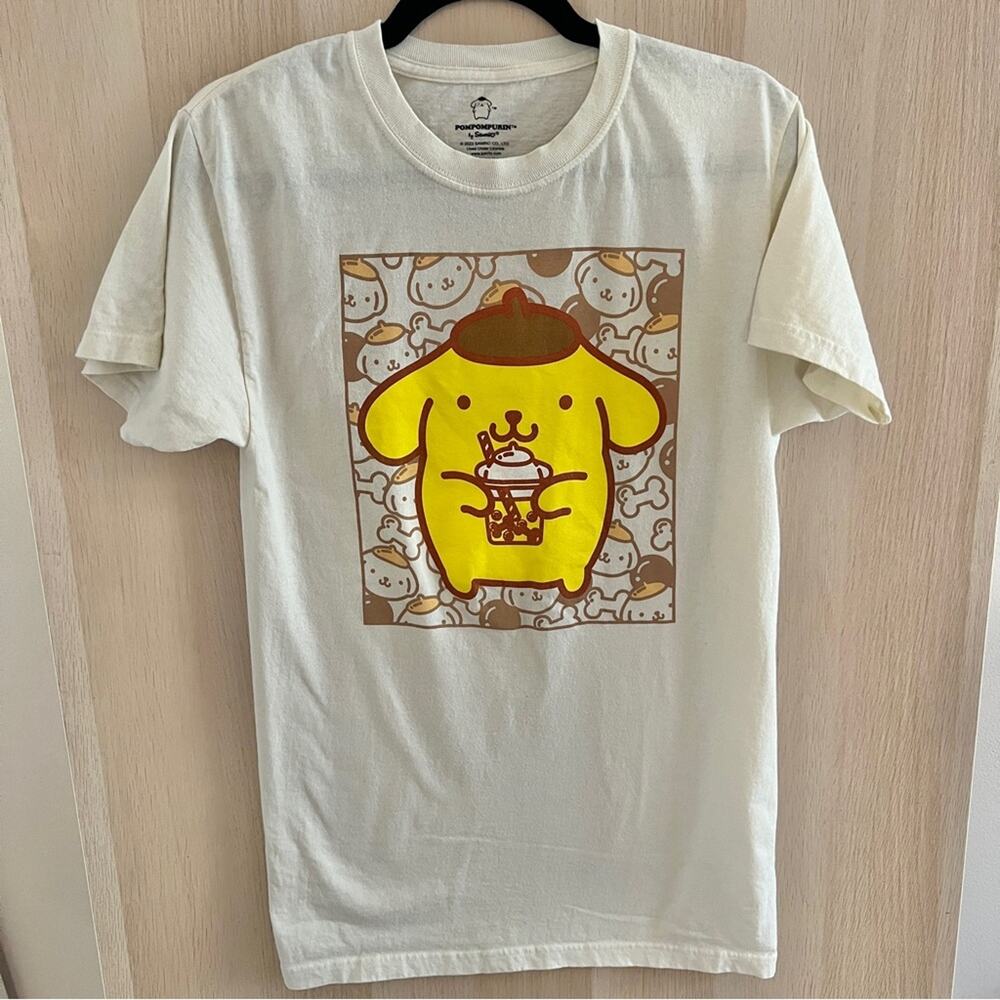 Sanrio Pompompurin Boba Boyfriend Fit T-Shirt Juniors Medium